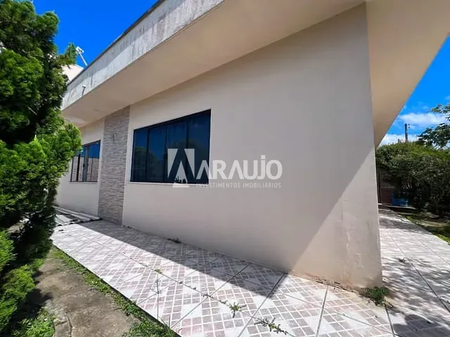 Casa com 303m² 3 quartos e 2 banheiros, à venda, no bairro Cordeiros em Itajaí