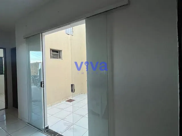 Casa com 180m² 3 quartos e 2 banheiros, para alugar, no bairro Jardim Buriti Sereno em Aparecida de Goiânia
