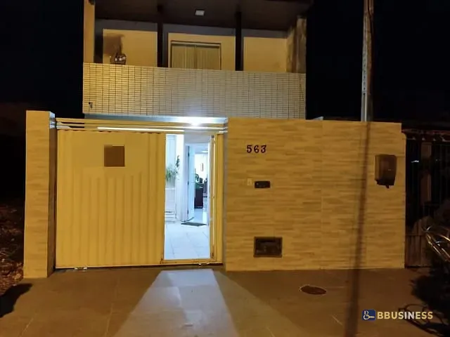Casa com 190m² 2 quartos e 2 banheiros, à venda, no bairro Parque Imperial em Campos dos Goytacazes