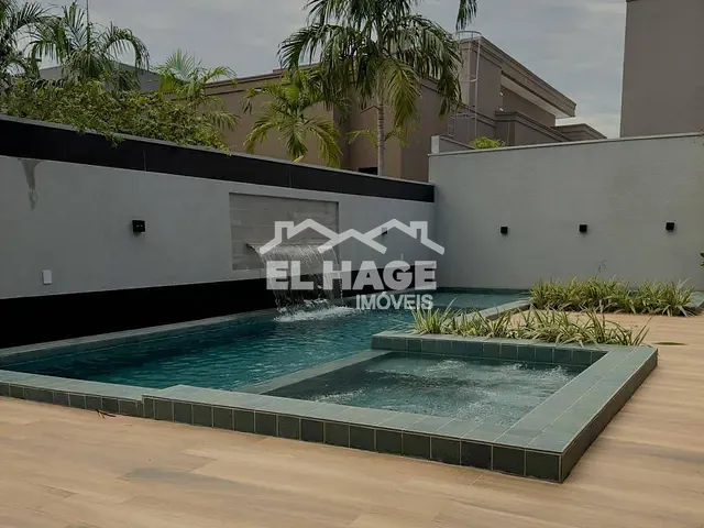 Casa com 720m² 4 quartos e 6 banheiros, à venda, no bairro Jardim Itália em Cuiabá