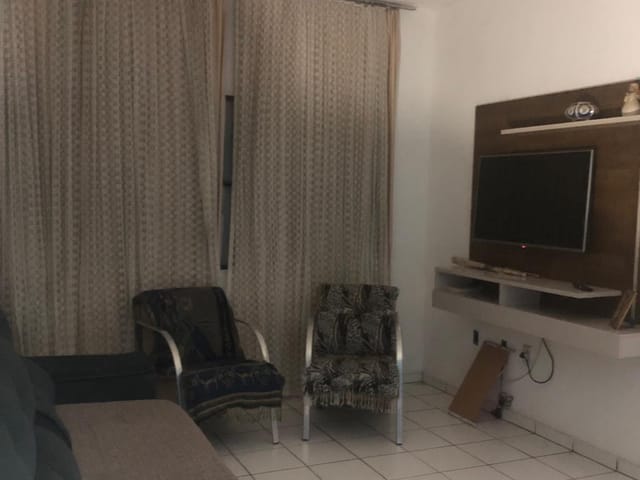 Casa com 250m² 3 quartos e 1 banheiro, à venda, no bairro Parque Valença I em Campinas