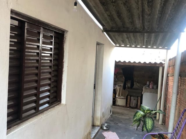 Casa com 250m² 3 quartos e 1 banheiro, à venda, no bairro Parque Valença I em Campinas