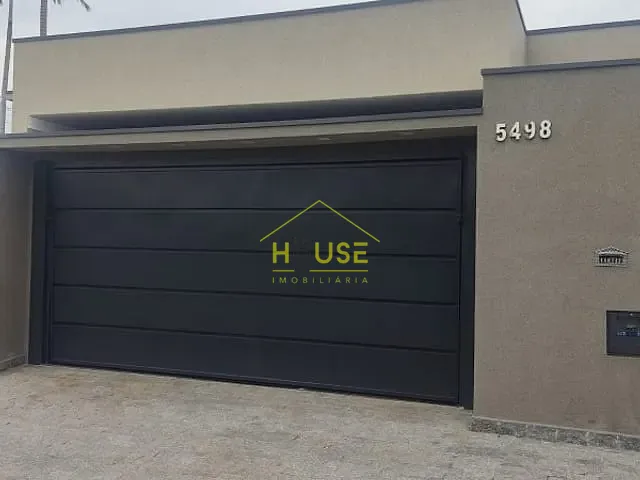 Casa com 256m², à venda, no bairro Jardim Residencial Vilar em Votuporanga