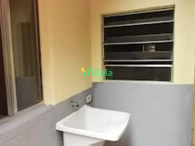 Casa 2 quartos e 1 banheiro, para alugar, no bairro Cidade Soberana em Guarulhos