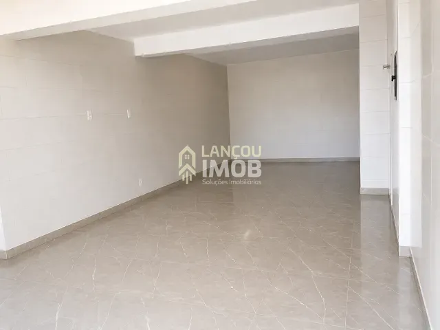 Casa 4 quartos e 5 banheiros, à venda ou para alugar, no bairro Vila Galvão em Jundiaí