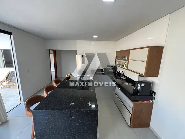 Casa com 360m² 4 quartos e 5 banheiros, à venda, no bairro Villas 2 em Porto Seguro