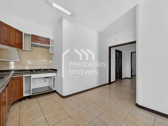 Casa com 566m², para alugar, no bairro Carvalho em Itajaí