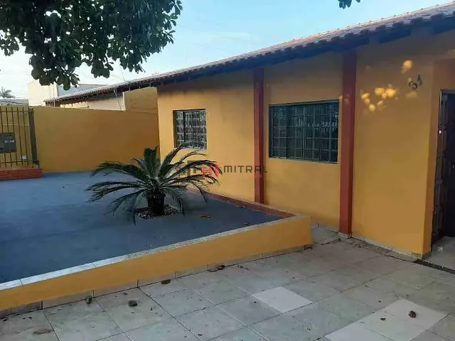 Casa 3 quartos e 1 banheiro, à venda, no bairro Coliseu em Londrina