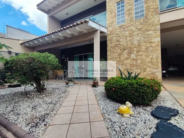 Casa 3 quartos e 4 banheiros, à venda, no bairro Jardim Esperança em Londrina