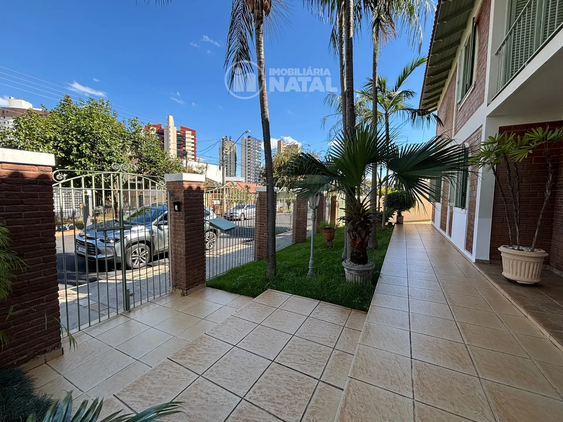 Casa, 1 quarto, 458 m² - Foto 2