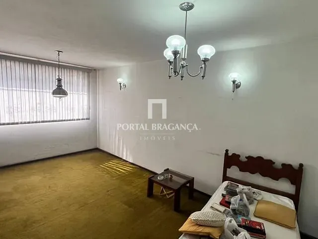 Casa com 92m² 3 quartos e 3 banheiros, à venda, no bairro Centro em Bragança Paulista
