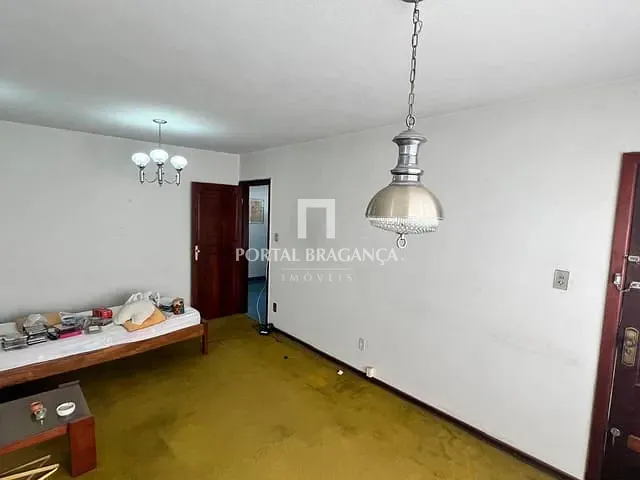 Casa com 92m² 3 quartos e 3 banheiros, à venda, no bairro Centro em Bragança Paulista