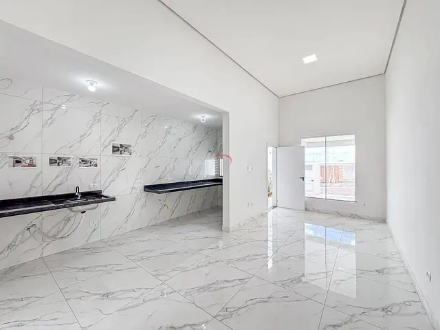 Casa com 170m² 3 quartos e 2 banheiros, à venda, no bairro Colúmbia em Londrina