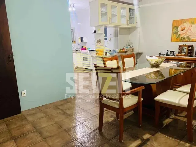 Casa com 280m², à venda ou para alugar, no bairro Parque Jardim Europa em Bauru