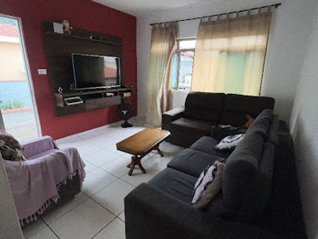 Casa com 325m² 3 quartos e 1 banheiro, à venda, no bairro Centro em Extrema