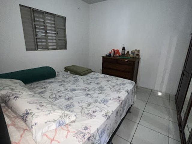 Casa com 325m² 3 quartos e 1 banheiro, à venda, no bairro Centro em Extrema
