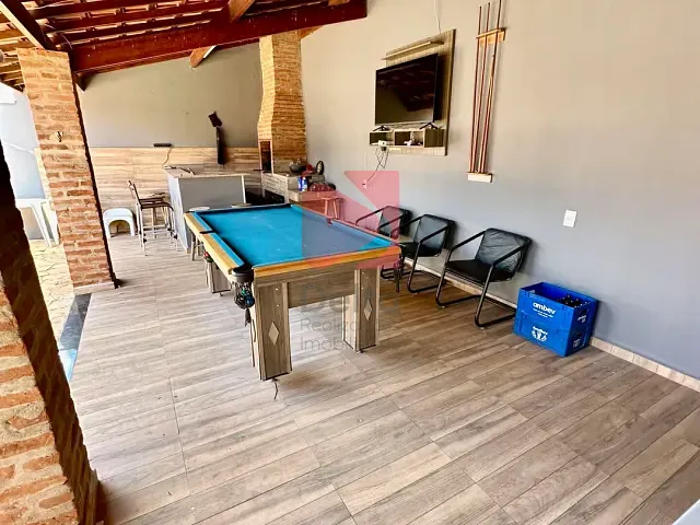 Casa 3 quartos e 3 banheiros, à venda, no bairro Jardim Itália em Pirassununga