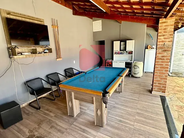 Casa 3 quartos e 3 banheiros, à venda, no bairro Jardim Itália em Pirassununga