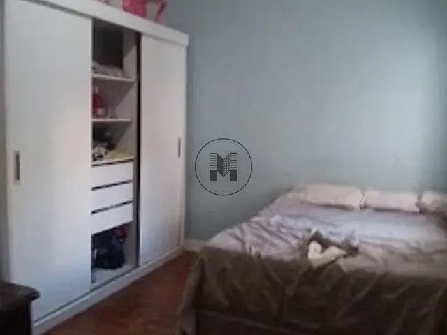 Casa com 0m² 4 quartos e 2 banheiros, à venda, no bairro São Benedito em Guaratinguetá