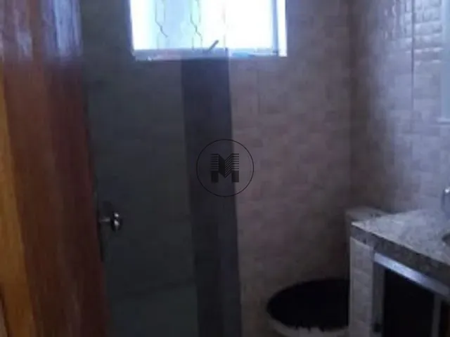 Casa com 0m² 4 quartos e 2 banheiros, à venda, no bairro São Benedito em Guaratinguetá