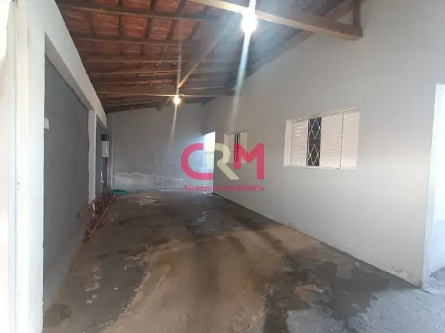 Casa com 200m² 3 quartos e 2 banheiros, à venda, no bairro Vale do Sol em Taquaritinga