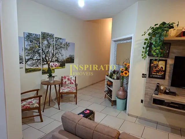 Casa com 1000m² 2 quartos e 3 banheiros, à venda, no bairro Vale dos Cebrantes-Medeiros em Jundiaí