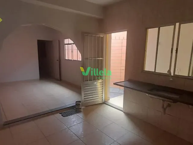 Casa com 207m², à venda, no bairro Jardim Caiubi em Itaquaquecetuba
