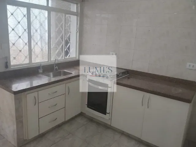 Casa 2 quartos e 2 banheiros, para alugar, no bairro Cariobinha em Americana