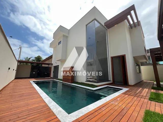 Casa com 300m² 4 quartos e 5 banheiros, à venda, no bairro Arraial D'Ajuda em Porto Seguro