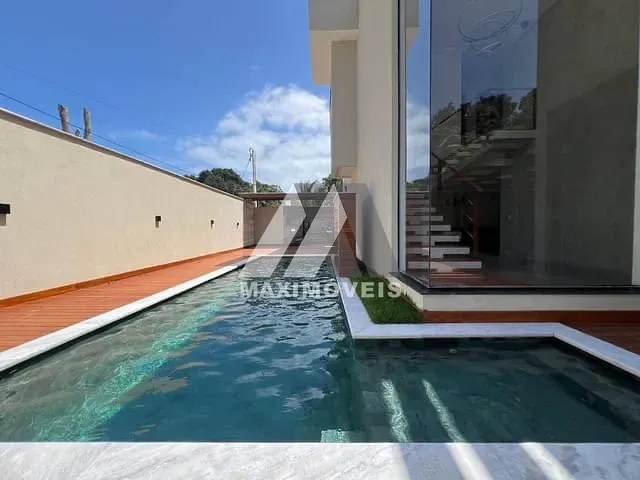 Casa com 300m² 4 quartos e 5 banheiros, à venda, no bairro Arraial D'Ajuda em Porto Seguro