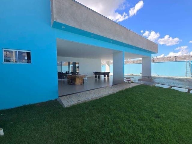 Casa com 475m² 2 quartos e 2 banheiros, à venda, no bairro Setor Comercial em Sinop