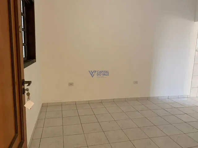 Casa com 125m² 2 quartos e 3 banheiros, para alugar, no bairro Jardim das Indústrias em São José dos Campos