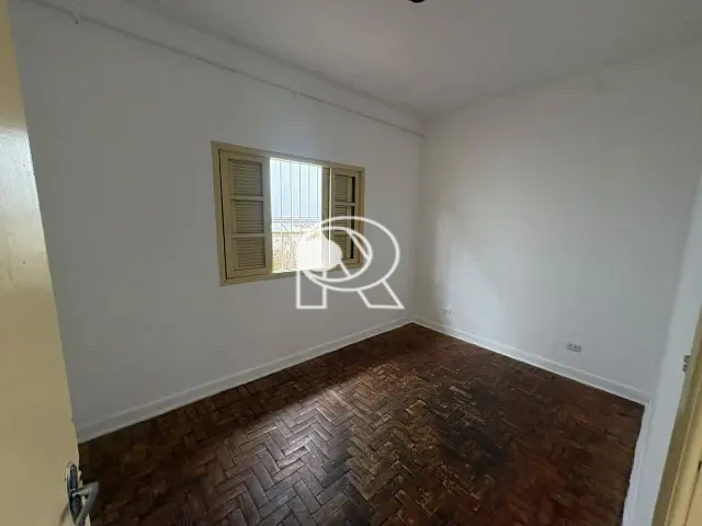 Casa 2 quartos e 1 banheiro, para alugar, no bairro Vila Ponce em Registro