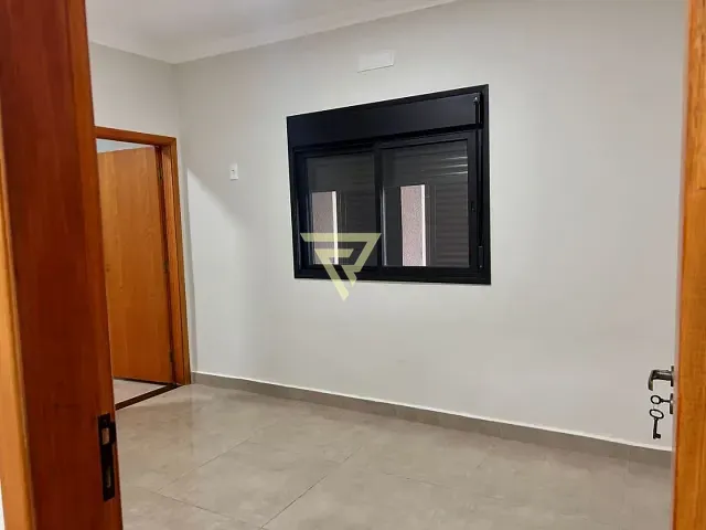 Casa com 336m² 3 quartos e 5 banheiros, à venda, no bairro Parque Residencial Cândido Portinari em Ribeirão Preto