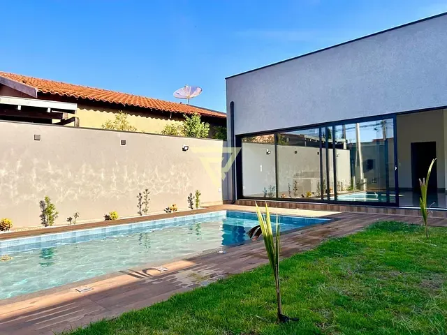 Casa com 336m² 3 quartos e 5 banheiros, à venda, no bairro Parque Residencial Cândido Portinari em Ribeirão Preto