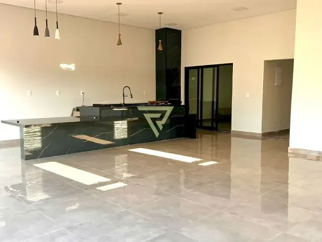 Casa com 336m² 3 quartos e 5 banheiros, à venda, no bairro Parque Residencial Cândido Portinari em Ribeirão Preto
