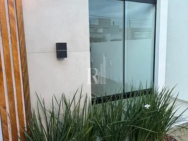 Casa 2 quartos e 1 banheiro, à venda, no bairro Joáia em Tijucas