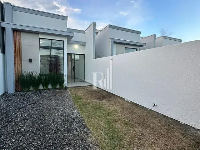Casa 2 quartos e 1 banheiro, à venda, no bairro Joáia em Tijucas
