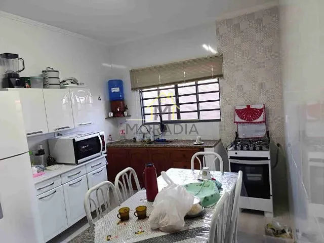 Casa com 250m² 2 quartos e 1 banheiro, à venda, no bairro Jardim Planalto em Guaxupé