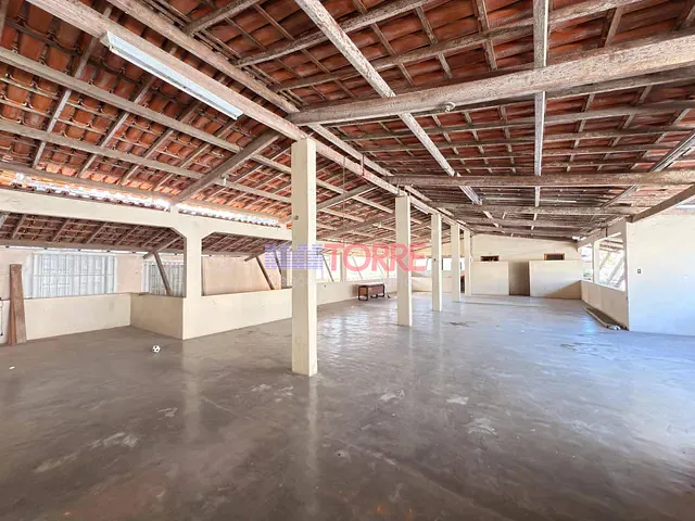 Casa com 250m² 4 quartos e 4 banheiros, para alugar, no bairro Jardim Vitória em Itabuna