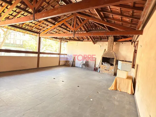 Casa com 250m² 4 quartos e 4 banheiros, para alugar, no bairro Jardim Vitória em Itabuna