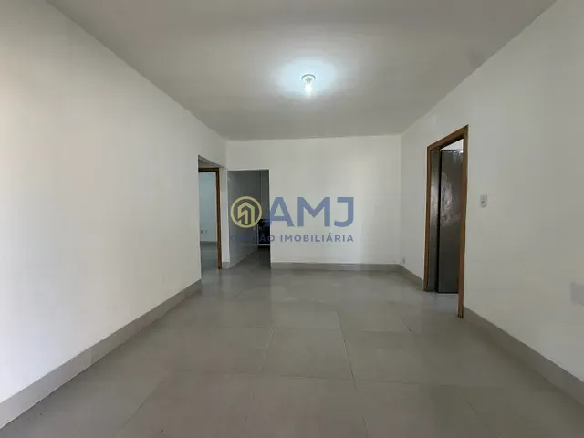 Casa com 250m² 3 quartos e 1 banheiro, para alugar, no bairro Vila Mauá em Goiânia