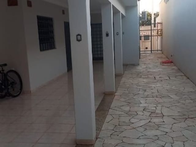 Casa com 490m² 4 quartos e 6 banheiros, à venda, no bairro Jardim Sumaré em Birigüi