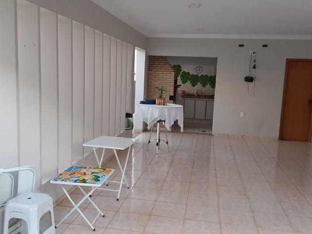 Casa com 490m² 4 quartos e 6 banheiros, à venda, no bairro Jardim Sumaré em Birigüi