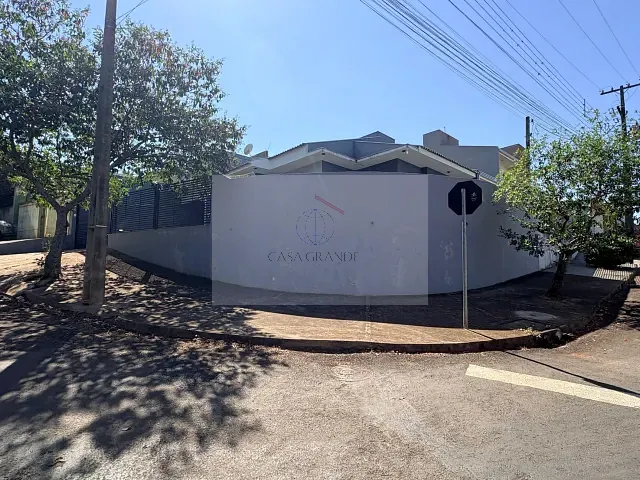 Casa com 150m² 2 quartos e 1 banheiro, à venda, no bairro Jardim Marabu em Rolândia