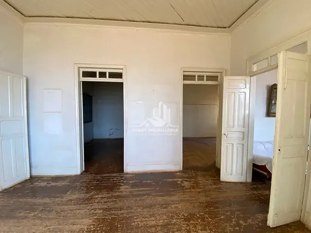 Casa 3 quartos e 1 banheiro, para alugar, no bairro Centro em Pederneiras