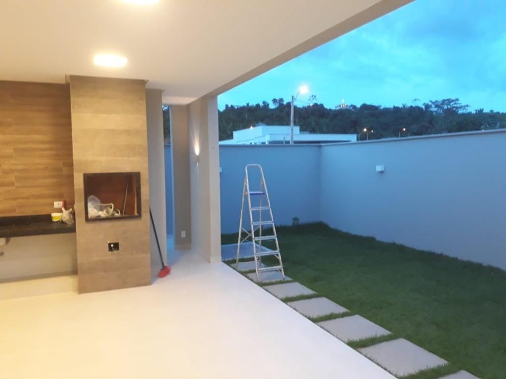 Casa à venda com 3 quartos, 200m² - Foto 12