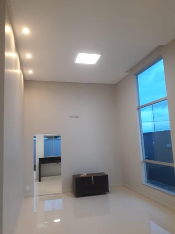 Casa à venda com 3 quartos, 200m² - Foto 5