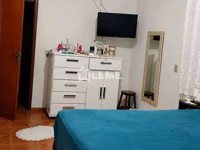 Casa 3 quartos e 2 banheiros, à venda, no bairro Vila Santa Rosa em Mococa