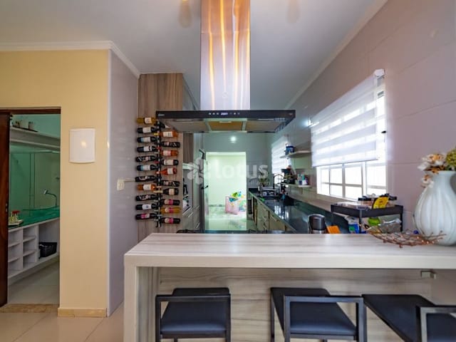 Casa com 170m² 3 quartos e 2 banheiros, à venda, no bairro Portais (Polvilho) em Cajamar